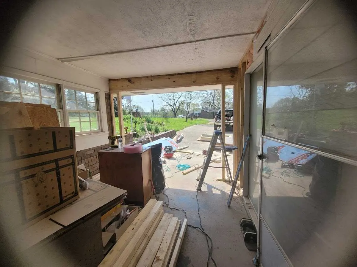 Air movers and dehumidifier for Drying & Dehumidification in Menasha